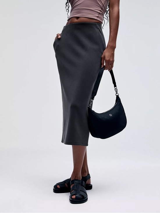 lululemon athletica Dresses & Skirts - Lululemon Softstreme High-Rise Midi Skirt Charcoal Size 6